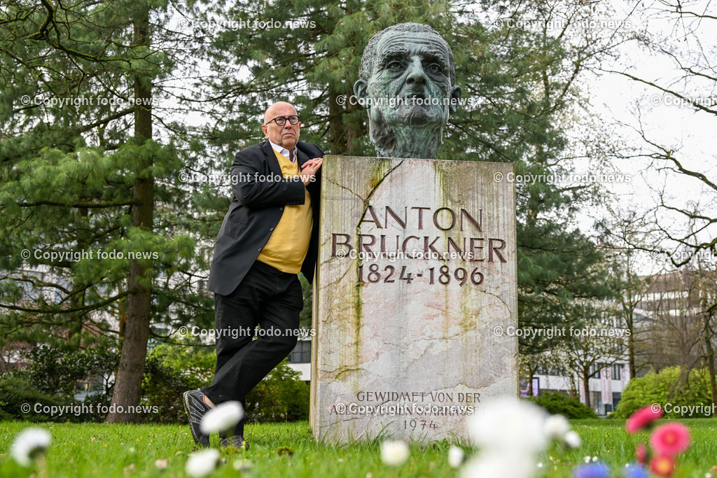 Wolfgang Winkler (Vorsitzender der Diakonie Gallneukrichen)_ 12.04.2023-10 | 12.04.2023, Linz, AUT, Wolfgang Winkler, im Bild Wolfgang Winkler (Vorsitzender der Diakonie Gallneukrichen, ehem. Vorstandsdirektor und kuenstlerischer Leiter der LIVA)