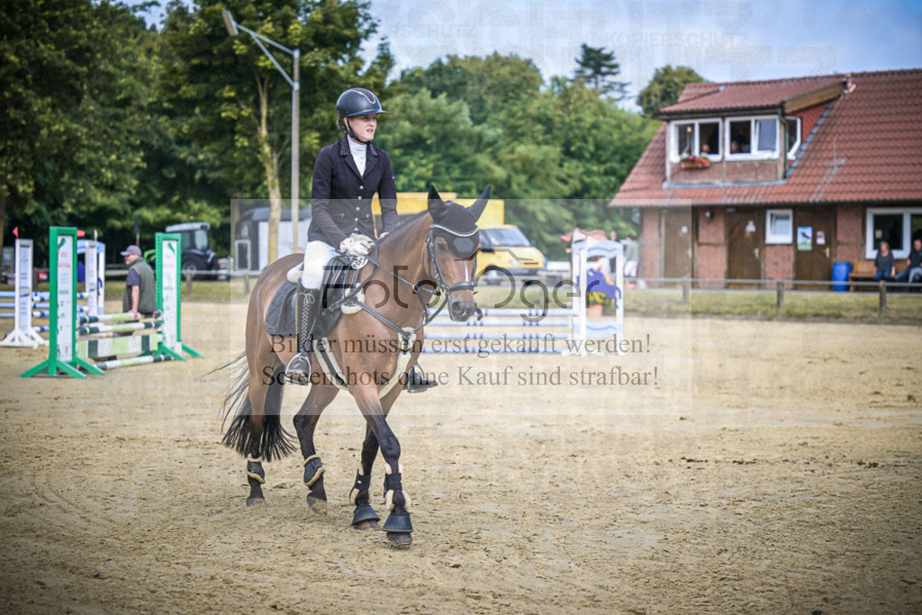 DOS_1920 | Entdecke hochwertige Reitturnierfotos von Foto Oger. Professionell, emotional und authentisch – jetzt Lieblingsmomente im Shop bestellen.Deutschlandweite Turnierfotografie. - Realisiert mit Pictrs.com