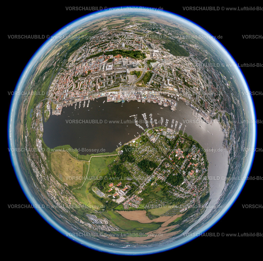 Rostock12082305a | , Nikolaikirche Rostock, Museumshafen Rostock, Rostocke Hansesail,  Rostock,  Ostsee, Ostseeküste, Mecklenburg-Vorpommern, Deutschland, Europa