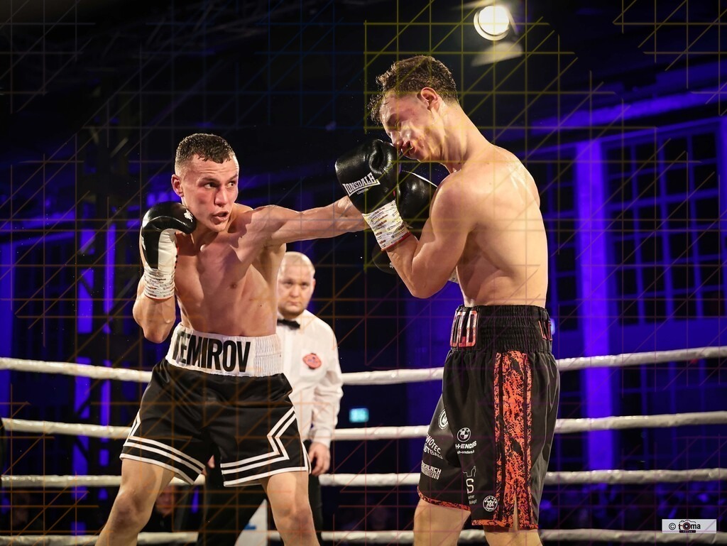 Domenik Arnold erster WM KAmpf 02 2026 tomafocus TB00154 | professionelle Sport- und Eventfotografie von Tomafocus – dynamische Bilder, emotionale Momente und hochwertige Aufnahmen für jeden Anlass. - Realisiert mit Pictrs.com