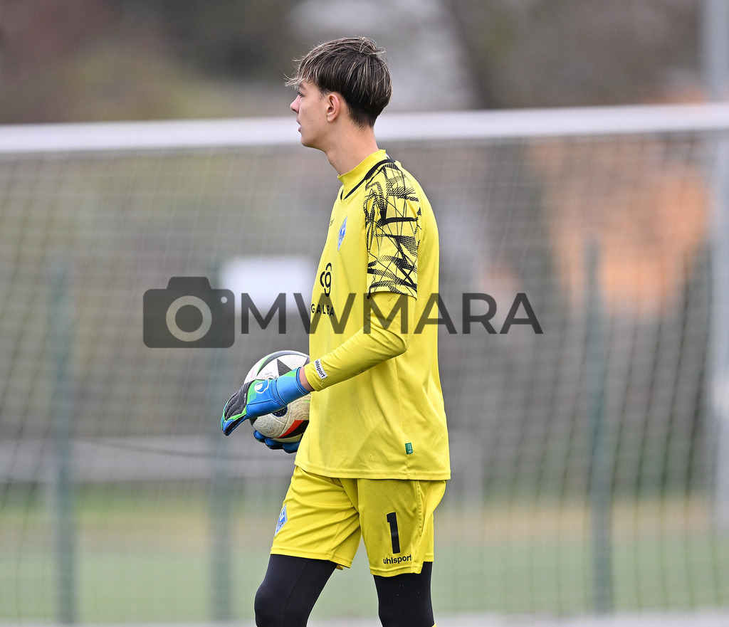 Fussball I Herren I Saison 2025-2026 I Bundesliga I 6. Spieltag I Eintracht Frankfurt - FC Bayern München  | MWMARA - Realisiert mit Pictrs.com