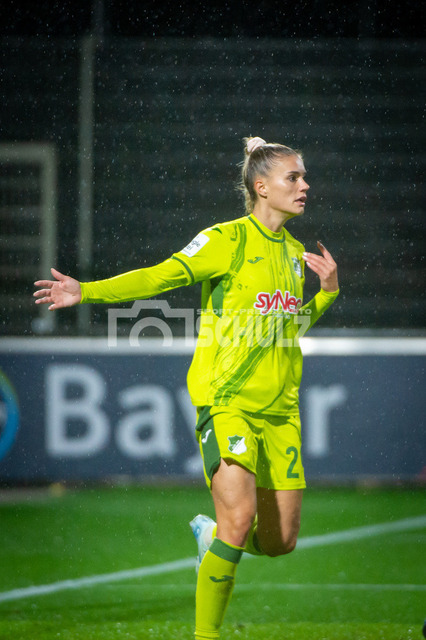 20240927_NSZ_7043 | Torschützin Selina Cerci (TSG Hoffenheim,No.29)DEU, Leverkusen, 27.09.2024 Fußball, Frauen, Google Pixel Frauen-Bundesliga, Saison 2024/2025, 4. Spieltag, Bayer 04 Leverkusen - TSG HoffenheimDIE DFB-RICHTLINIEN UNTERSAGEN JEGLICHE NUTZUNG VON FOTOS ALS SEQUENZBILDER UND/ODER VIDEOÄHNLICHE FOTOSTRECKEN - Realisiert mit Pictrs.com
