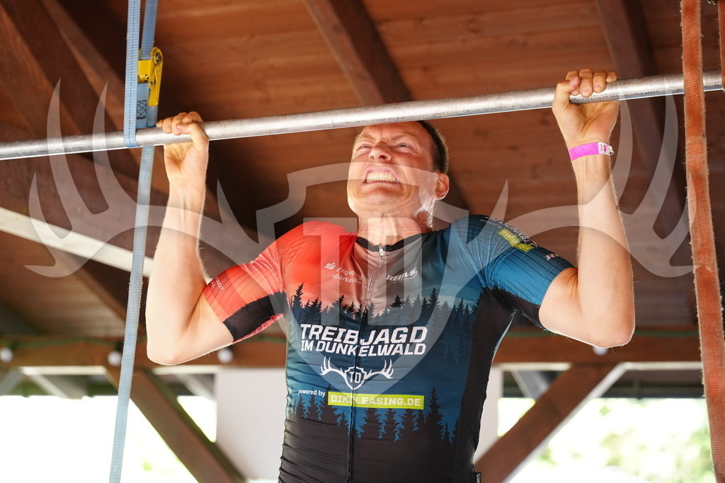 FC101177 | Fotogalerie der Treibjagd im Dunkelwald - Dein MTB Etappenrennen im Erzgebirge - Realisiert mit Pictrs.com