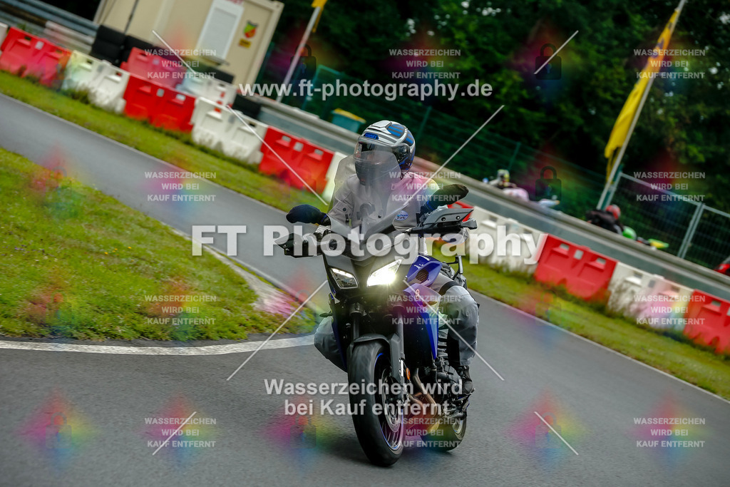 VBK-3617 | Hier findet Ihr Bilder von Touristenfahrten auf der Nürburgring Nordschleife oder von anderen Veranstaltungen die ich besucht habe. Viel Spass beim Durch Schauen 