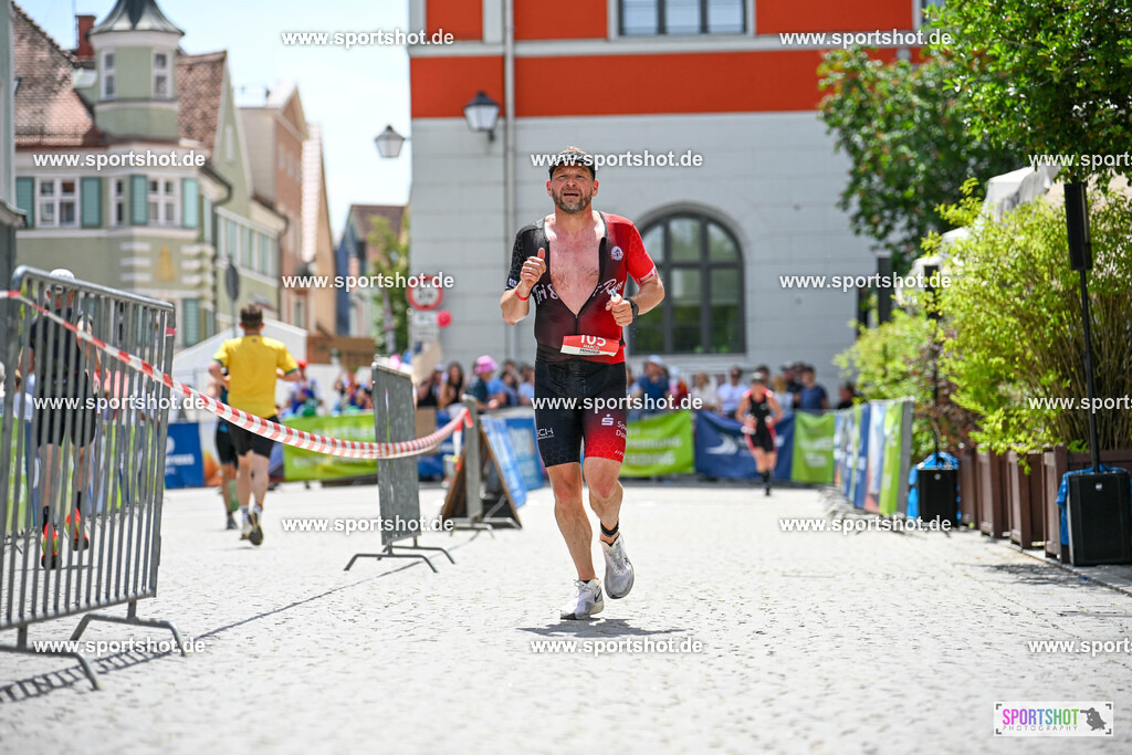 SZI_7336 | Stadttriathlon Erding 2025. #yourpictrs #sportshot_your_pictrs @Sportshotphotography #stadttriathlonerding Copyright: www.sportshot.de