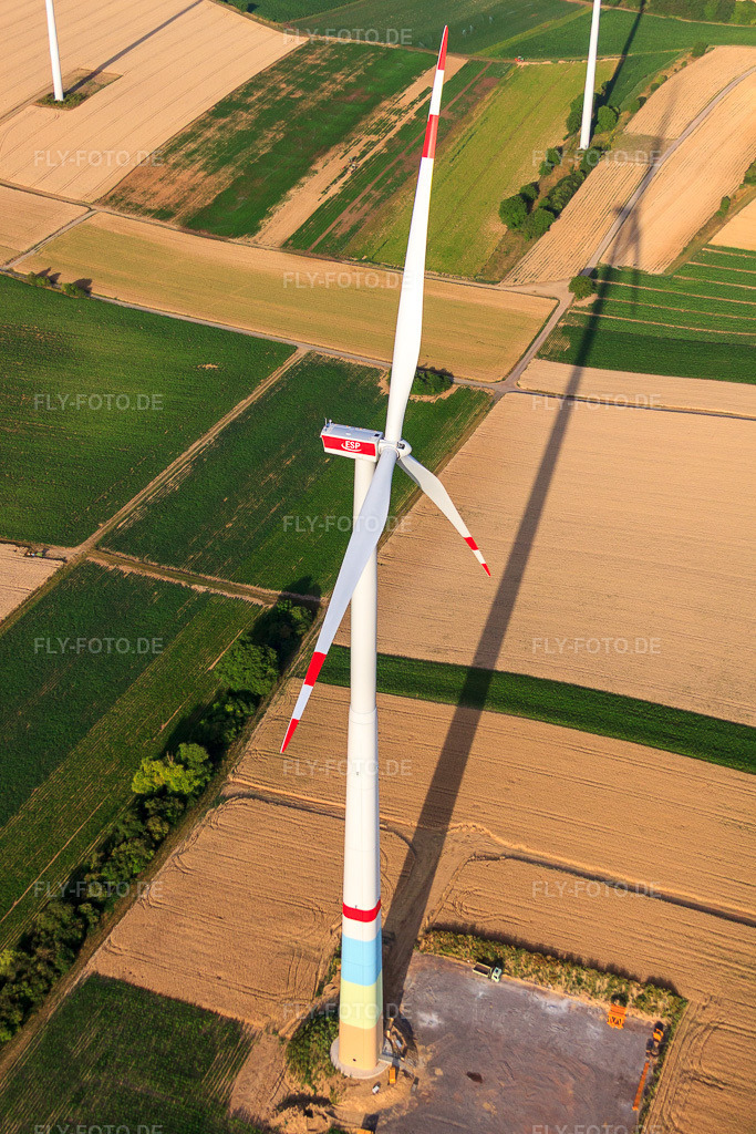 Luftbild: Windparkbaustellen in Offenbach an der Queich im Bundesland Rheinland-Pfalz in Deutschland. Foto: IMG_69735.jpg vom 04.07.2014 durch Werner Riehm/FLY-FOTO.de