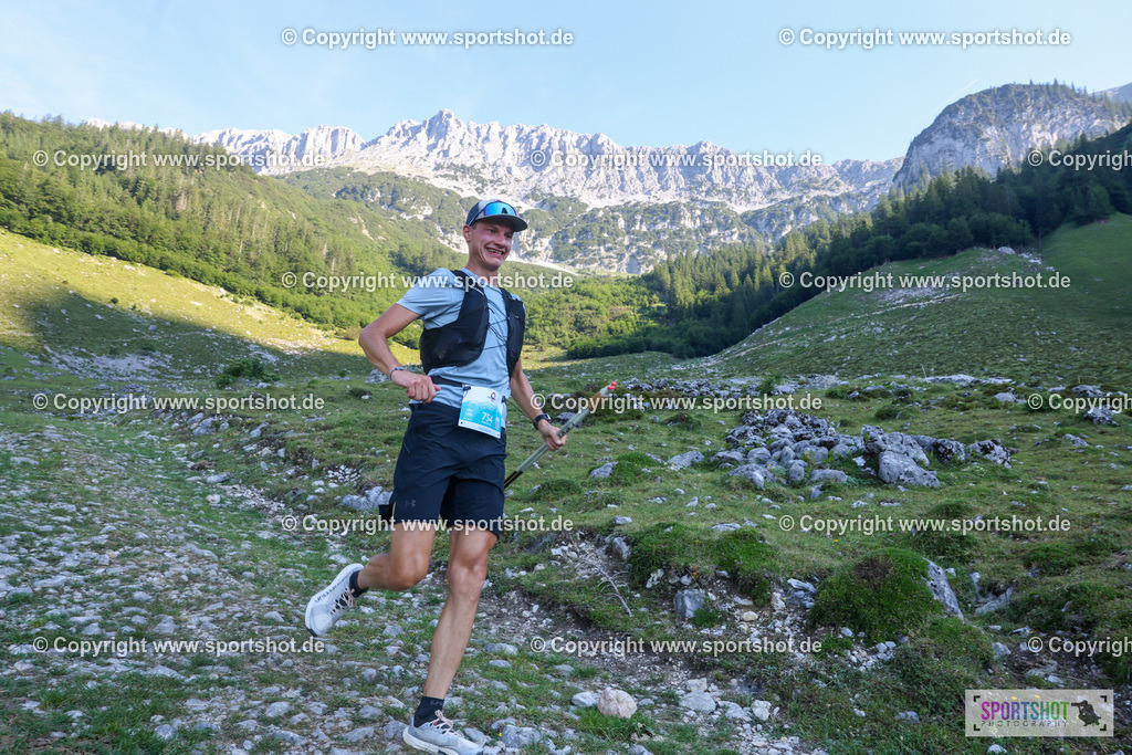 TRAA6043 | #kaiserkronetrail2026 #wilderkaiser #risewiththemountain@wilder.kaiser @scheffau.belebt @mammut #kaiserkronetrail #wilderkaiser #trailrunning #visittirol #inechtnochschöner #RisewiththeMountain #sportshot_your_pictrs #yourpictrs #trailrunningmoments #racephotos #kaiserkronetrail_official