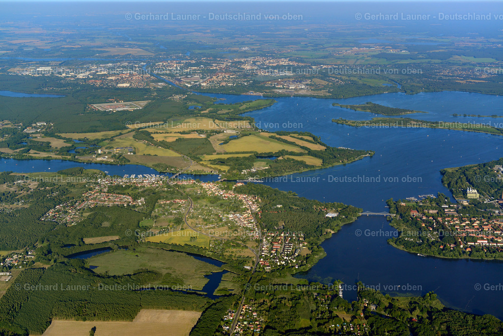 3638435 | KIRCHMöSER 25.08.2016 Uferbereichs- Landschaft am Gebiet der Seenkette in Kirchmöser im Bundesland Brandenburg, Deutschland. // Waterfront landscape on the lake in Kirchmoeser in the state Brandenburg, Germany. Foto: Gerhard Launer