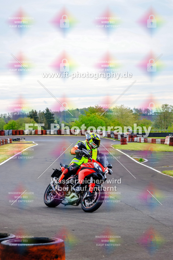 _OTO3177 | Hier findet Ihr Bilder von Touristenfahrten auf der Nürburgring Nordschleife oder von anderen Veranstaltungen die ich besucht habe. Viel Spass beim Durch Schauen 