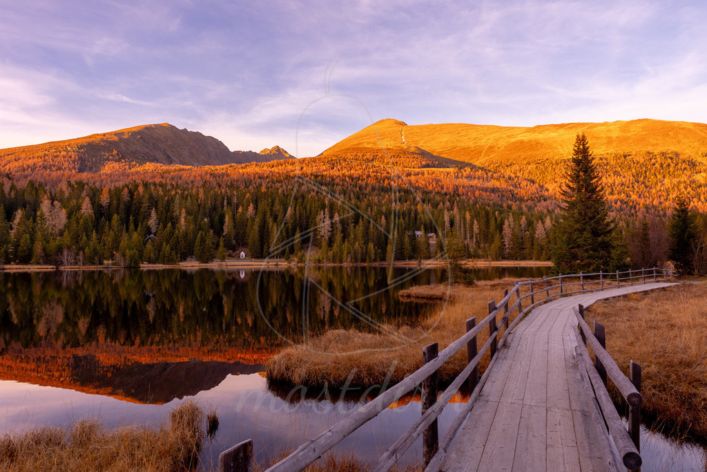 Herbst am Prebersee | Ihre Fotografin im Lungau, ihre Fotografin im Mostviertel, Wandbilder Onlineshop, Imagefotos für Ihr Unternehmen,  - Realisiert mit Pictrs.com