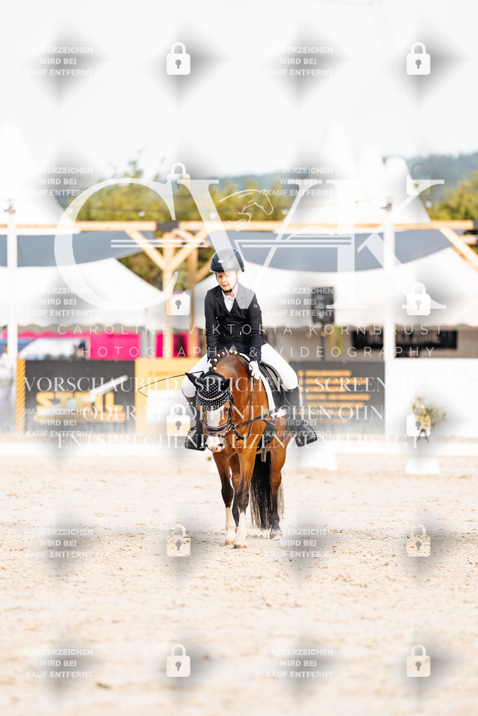 CK904327 | Turnierfotografie Pferdefotografie Trier Rheinland-Pfalz Pferdesport Reitsport Tierfotografie Sportfotografie Pferdevideo Pferdevideografie Equestrianvideography equestrianphotography  - Realisiert mit Pictrs.com