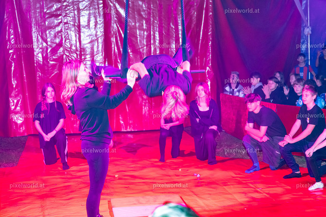 Zirkusvorstellung der MS Feldkirchen Digital | Bildershop von pixelworld.at - Realisiert mit Pictrs.com