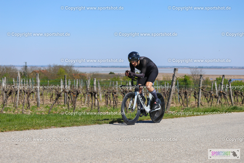 IMG_9294 | @sportshot_your_pictrs #yourpictures#roadtowm2029 #nrm #neusiedlerseeradmarathon #neusiedlersee #neusiedlerseetourismus #burgenland #mörbisch #nrm26 #burgenlandtourismus #voglundco #poweredbyburgenlandtourismus #radsport #rad #marathon #ucigranfondo #visitburgenland #ucigranfondoworldseries