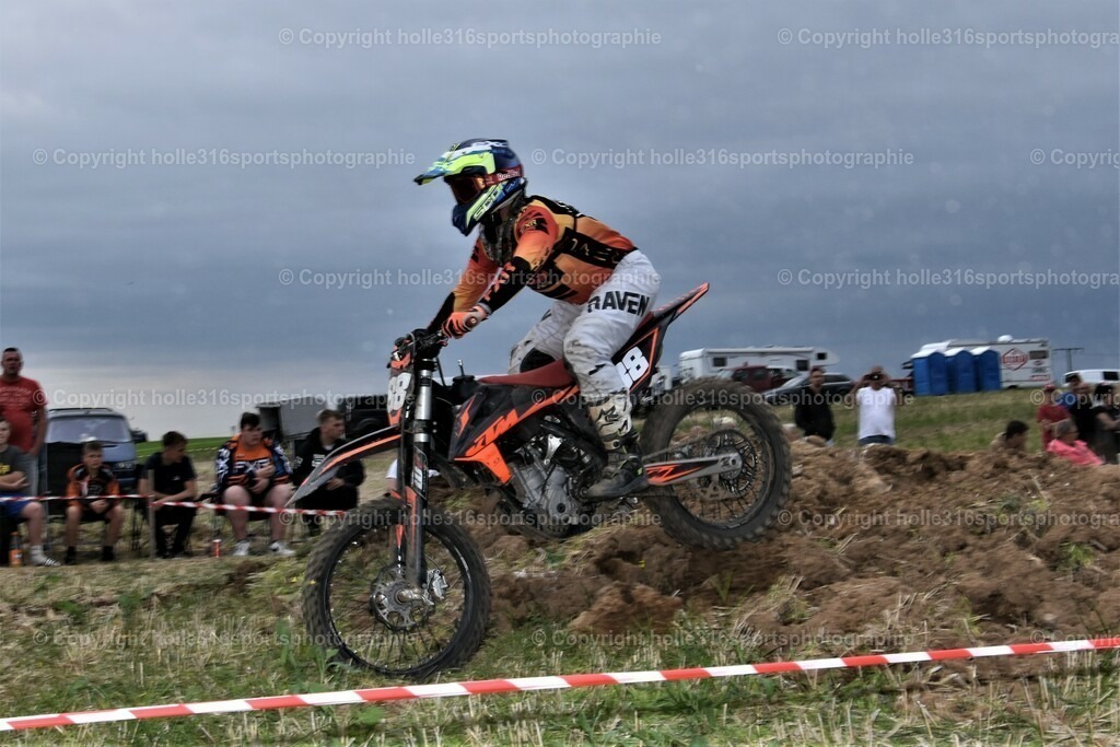 DSC_0188_01 (2) | Sportfotografie , Motorsport, Motoross, Reitsport, Mointainbike, Enduro,
Landschaft , Outdoor, Eventfotografie, Landschaft, Bilder online bestellen - Realisiert mit Pictrs.com