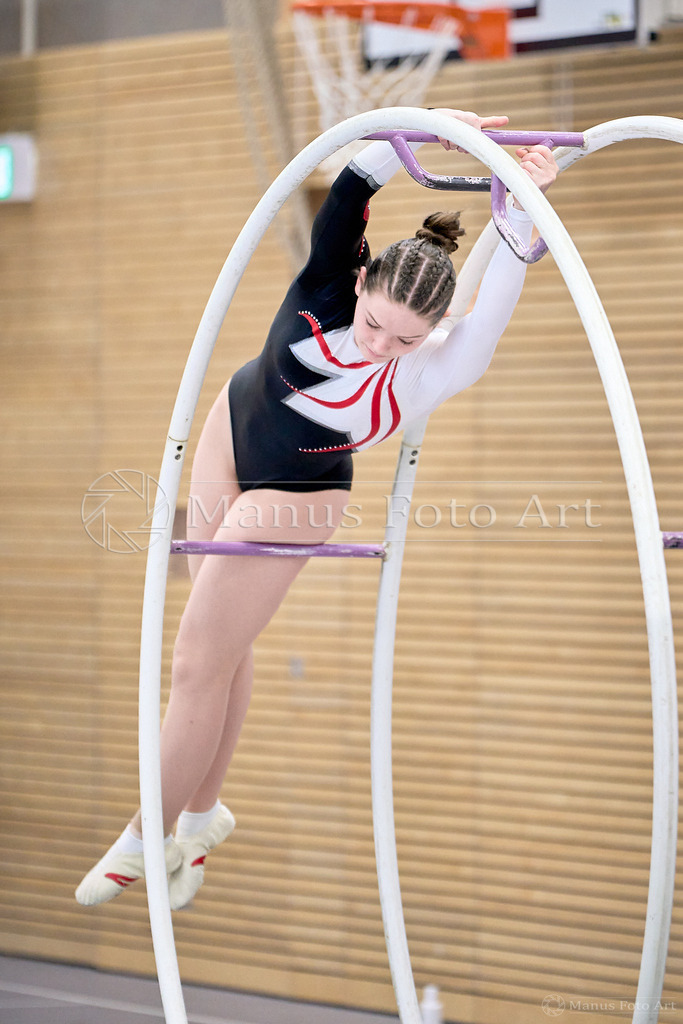 B-DSC05017 | Professionelle Sportfotografie in Hamburg, Schleswig-Holstein und Niedersachsen – spezialisiert auf Rhönrad, Geräteturnen, Leistungsturnen und rhythmische Sportgymnastik. Bundesweite Begleitung von Rhönrad-Events. Jetzt Sport-Fotos - Realisiert mit Pictrs.com