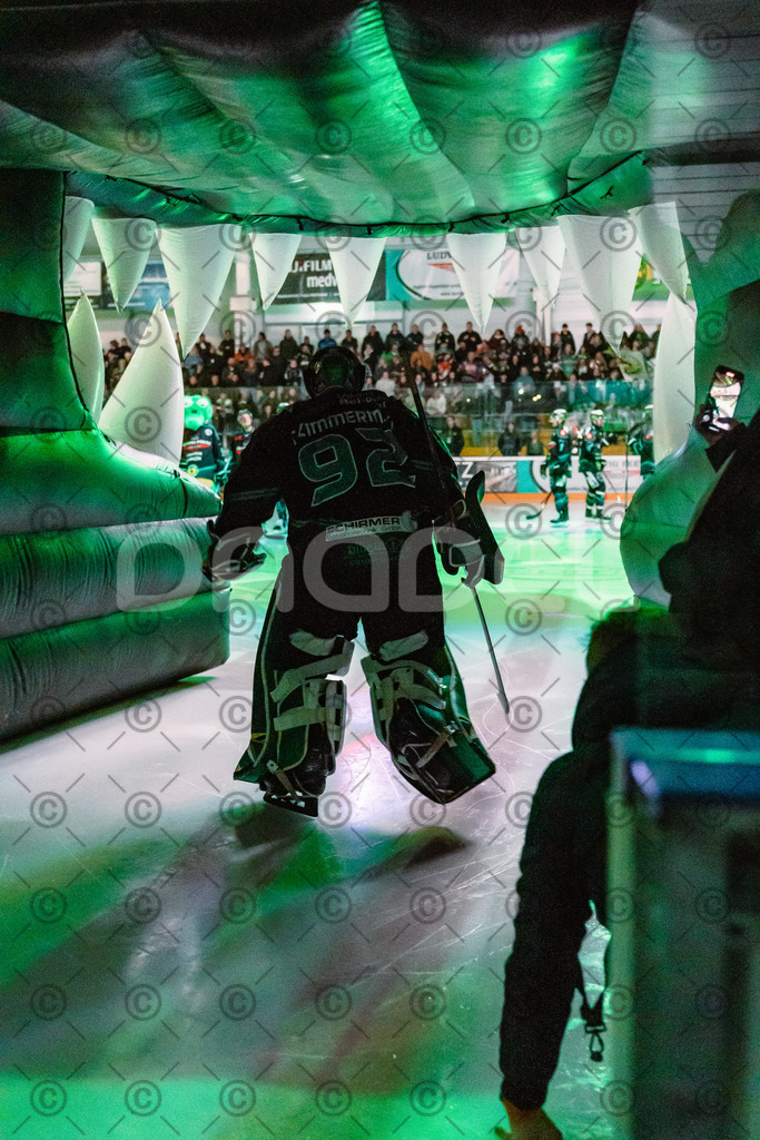 Alligators_vs_Fuessen_21.11.2025-007 | Höchstadt Alligators Fotogalerie: Eishockey-Action aus Franken. Professionelle Spielfotos, Portraits & Stadionbilder zum Download. Jetzt entdecken! - Realisiert mit Pictrs.com