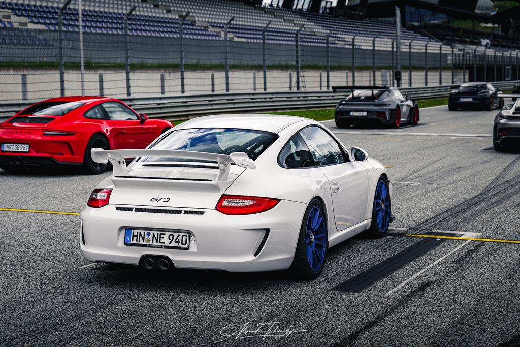 Red Bull Ring 2025 | Entdecken Sie die faszinierende Welt von Alexander Tschuncky Arts: Kreative Fotografie, atemberaubende Automobilkunst und hochwertiger Bilderdruck. Lassen Sie sich inspirieren! - Realisiert mit Pictrs.com