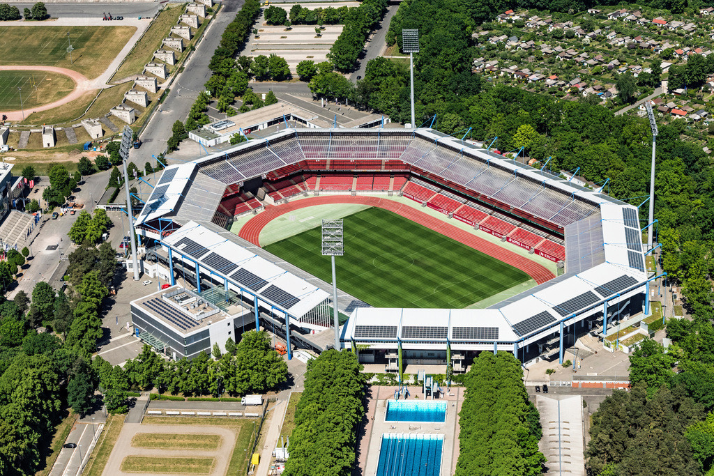 dr__dsc9025.jpg | NüRNBERG 07.05.2018 Gelände am Max-Morlock-Stadion (vormals auch Grundig Stadion, easyCredit-Stadion oder Franken-Stadion genannt) am Max-Morlock-Platz in Nürnberg im Bundesland Bayern. Weiterführende Informationen bei: Glöckner Architekten GmbH,  HPP Architekten GmbH,  PBLS Planungsbüro Leber Seibold,  Stadion Nürnberg Betriebs-GmbH. // Grounds at Max-Morlock- Stadium (formerly known as Grundig Stadium or EasyCredit Stadium or Franken-Stadion) in Nuremberg in Bavaria. Further information at: Gloeckner Architekten GmbH,  HPP Architekten GmbH,  PBLS Planungsbuero Leber Seibold,  Stadion Nuernberg Betriebs-GmbH. Foto: Daniel Reiter