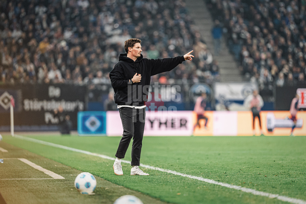 Fußball | Männer | Saison 2024/2025 | 2. Fußball-Bundesliga | 27. Spieltag | Hamburger SV vs. SV 07 Elversberg | 28.03.2025 | Trainer Merlin Polzin (HSV)