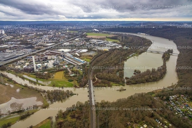 Hagen231201523Ruhr-topaz | Luftbild, Ruhrhochwasser, Weihnachtshochwasser 2023, Fluss Ruhr tritt nach starken Regenfällen über die Ufer, Überschwemmungsgebiet Ruhraue Syburg am Zusammenfluss Lenne und Ruhr, hinten der Hengsteysee und Ardeygebirge, Autobahn A1, Boele, Hagen, Ruhrgebiet, Nordrhein-Westfalen, Deutschland