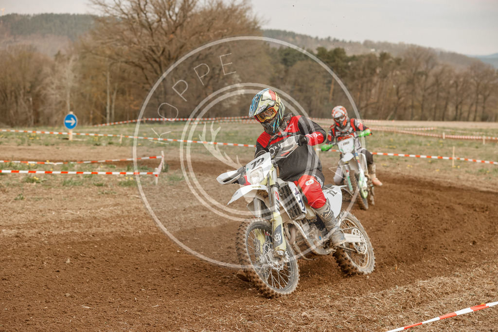4TaktLauf1-810 | koppe-media - Realisiert mit Pictrs.com