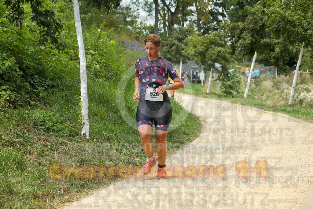 250824_1415_EX1_5543 | Sportfotografie im Rhein-Sieg Kreis, Köln, Bonn, NRW, Rheinland Pfalz, Hessen, etc. Unser Tätigkeitsfeld umfasst den Laufsport vom Volkslauf über den Marathon, Duathlon, Triathon bis zum Ultralauf wie Kölnpfad Ultra oder Schindertrail.