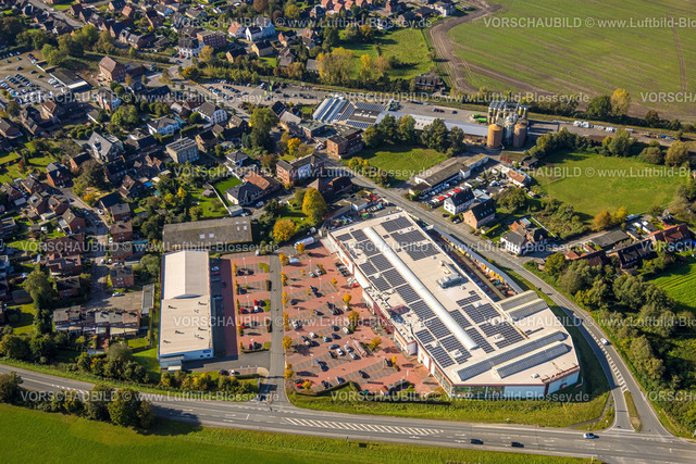 Selm241011764 | Luftbild, Hellweg Baumarkt mit Solardach, Parkplätze, Raiffeisen Agilis eG Markt, Selm, Münsterland, Nordrhein-Westfalen, Deutschland