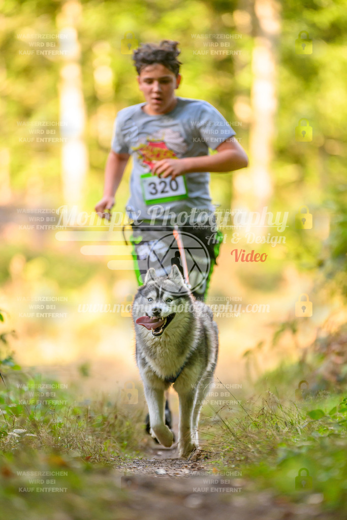 MompixPhotography_Yens2025_B3-186 | PayLife