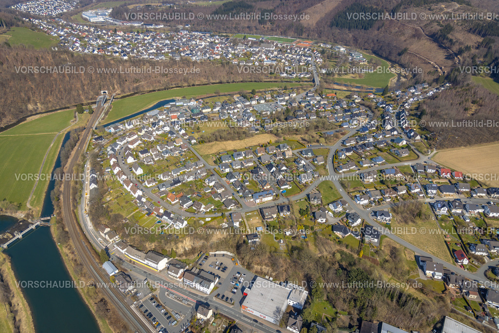 Meschede220302301 | Luftbild, Fluss Ruhr mit Bahnhofstraße in Freienohl, Meschede, Sauerland, Nordrhein-Westfalen, Deutschland