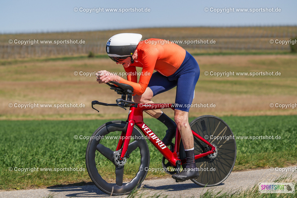 368A3073 | Neusiedlersee Radmarathon 2026@sportshot_your_pictrs #yourpictures#roadtowm2029 #nrm #neusiedlerseeradmarathon #neusiedlersee #neusiedlerseetourismus #burgenland #mörbisch #nrm26 #burgenlandtourismus #voglundco #poweredbyburgenlandtourismus #radsport #rad #marathon #ucigranfondo #visitburgenland #ucigranfondoworldseries
