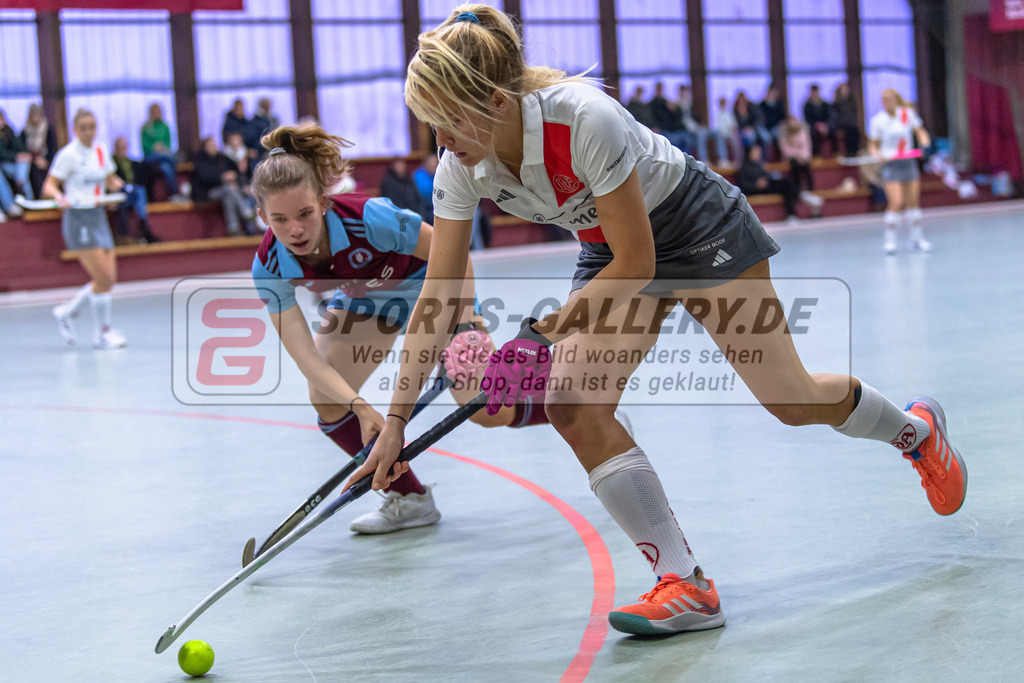 SM_20231216-D5A_5525 | 1.Bundesliga Hallenhockey  (W) UHC - DCadA / 3:2 (2:2)