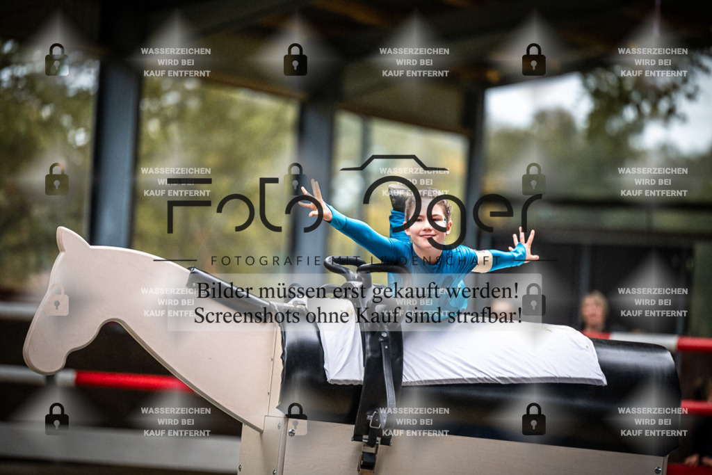 DOS_0302 | Entdecke hochwertige Reitturnierfotos von Foto Oger. Professionell, emotional und authentisch – jetzt Lieblingsmomente im Shop bestellen.Deutschlandweite Turnierfotografie. - Realisiert mit Pictrs.com