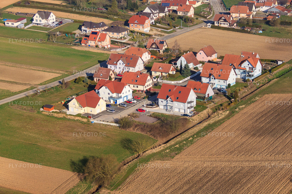 Luftbild: Neubaugebiet Rue des Saules in Seebach im Bundesland Bas-Rhin in Frankreich. – Foto: IMG_62695.jpg vom 09.03.2014 durch Werner Riehm/FLY-FOTO.de – Auflösung des Originals: 4496 x 2998 px