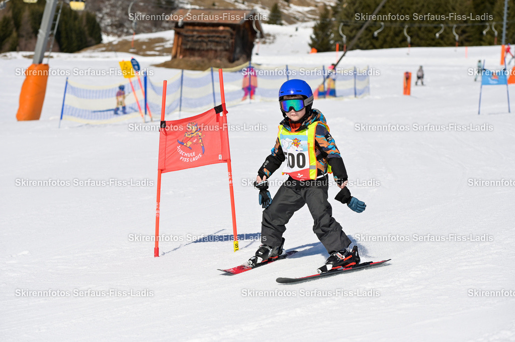 SRF_27.02.2026_439 | Skirennfotos,Serfaus,Fiss,Ladis,Kinderskirennen,Winter,Tirol,Oberland,skirace,SFL,feelfree,weil wir's genießen,ski,Ski,skifahren,Sonnenplateau, - Realisiert mit Pictrs.com