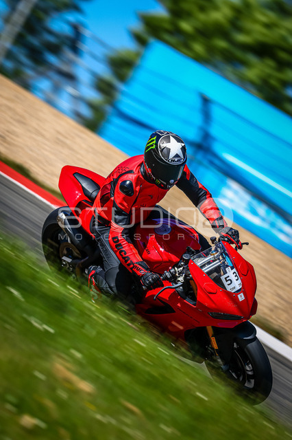 0053-260526NBR-017_53 | Deine Full-Service-Agentur für ✔️Videoproduktionen und ✔️Motorsportfotografie Jetzt Angebot anfragen!
