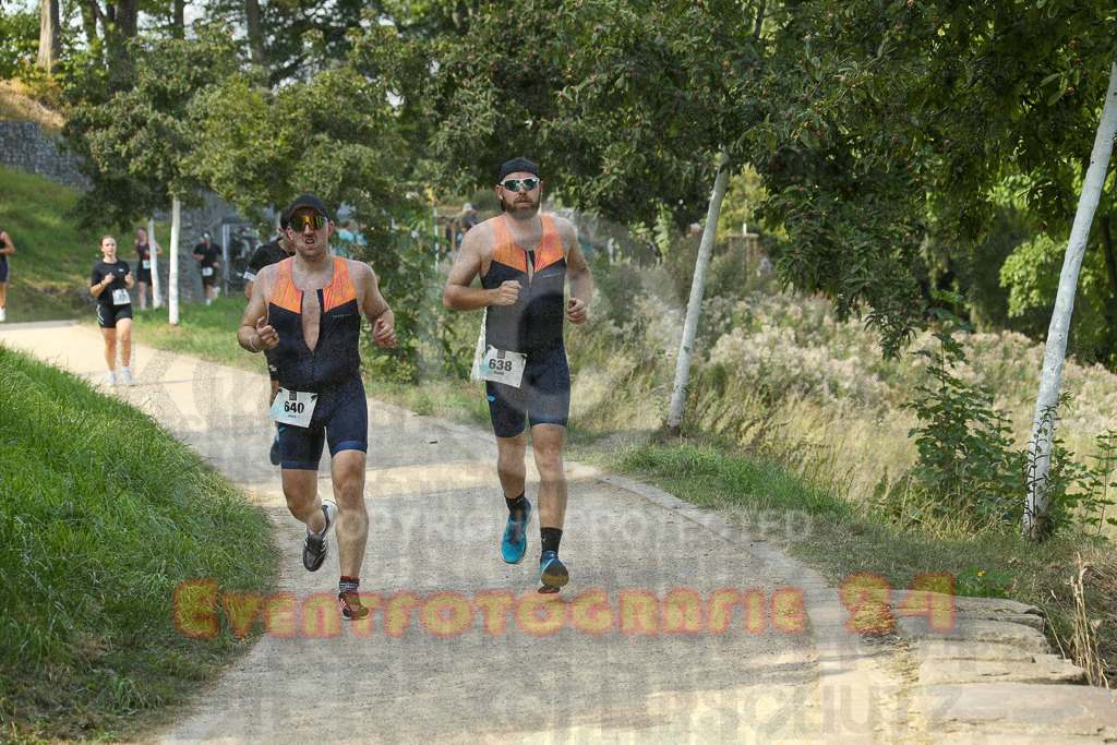 250824_1445_EX1_7445 | Sportfotografie im Rhein-Sieg Kreis, Köln, Bonn, NRW, Rheinland Pfalz, Hessen, etc. Unser Tätigkeitsfeld umfasst den Laufsport vom Volkslauf über den Marathon, Duathlon, Triathon bis zum Ultralauf wie Kölnpfad Ultra oder Schindertrail.