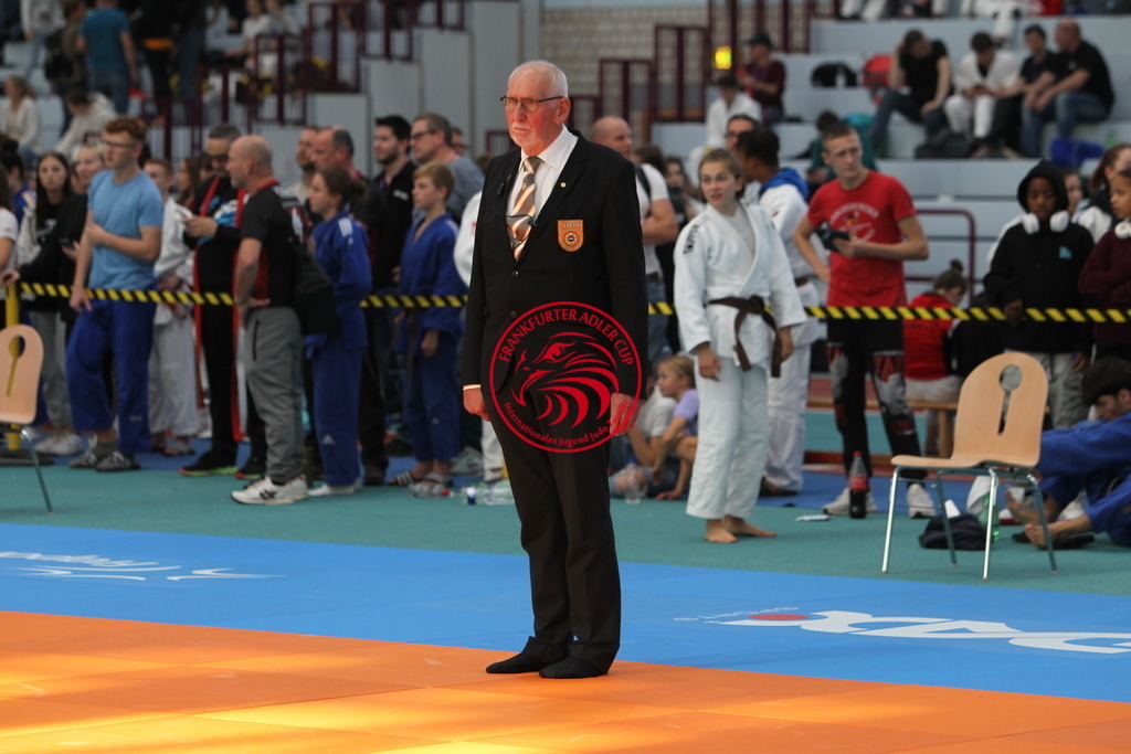 JT6F0454 | Fotos vom Adler Cup - Pictures from Adler Cup

Hier findet Ihr alle Eindrücke und großen Momente der Adler Cup Wochenenden. Here you will find all impressions and great moments of the Adler Cup weekends. - Realisiert mit Pictrs.com