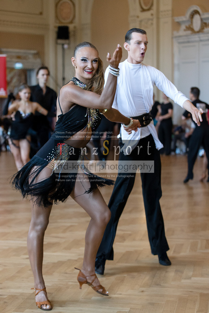 IMG_2754 | Tanzsportbilder, Standardtanz, Lateintanz, WDSF, DTV, LTVB, dancecomp, goc, hessen tanzt, blaues band der spree, walzer, tango, wiener walzer, slowfox, quickstepp, samba, rumba, cha-cha-cha, paso doble. jive, hd-kroft photography, turniertanzsport