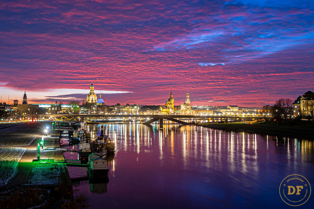 _1DS6988 | Geschenke, Wandbilder und Accessoires mit Motiven aus Dresden und anderen schönen Orten zur Verschönerung Deines zu Hauses und zum verschenken gewünscht? Wähle Deine Lieblingsbild auf dem Produkt Deiner Wahl. 