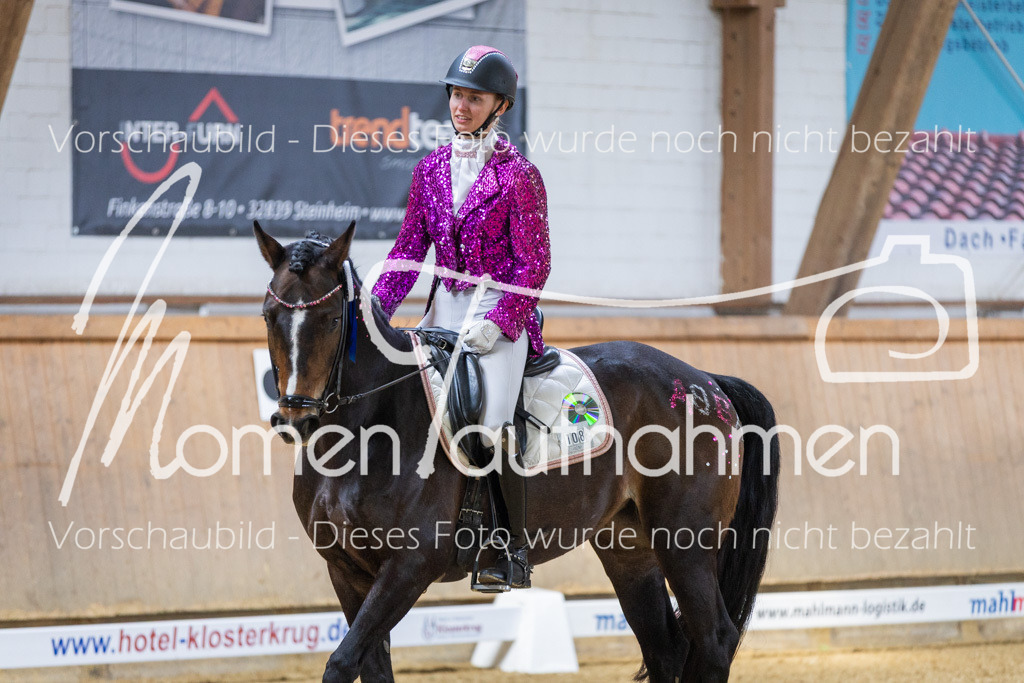 Sth-LPO25-L-Kür-198 | MomenTaufnahmen Pferdesportfotos