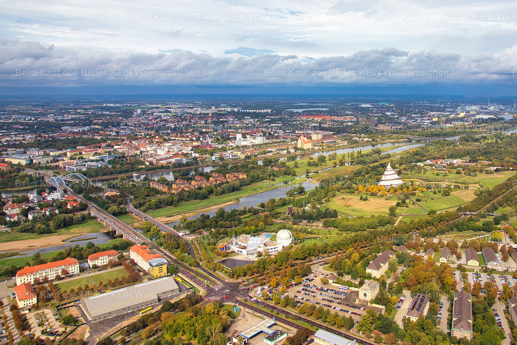 magdeburg_neues-Gerichtsgebäude_NEMO_Elbe_9723 | Magdeburg Nemo Bad und Jahrtausendturm - Realisiert mit Pictrs.com