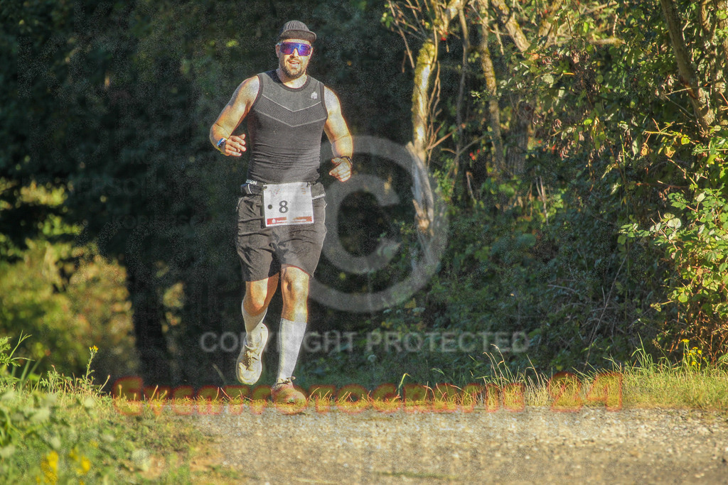 250830_1823_EV4_4838 | Sportfotografie im Rhein-Sieg Kreis, Köln, Bonn, NRW, Rheinland Pfalz, Hessen, etc. Unser Tätigkeitsfeld umfasst den Laufsport vom Volkslauf über den Marathon, Duathlon, Triathon bis zum Ultralauf wie Kölnpfad Ultra oder Schindertrail.