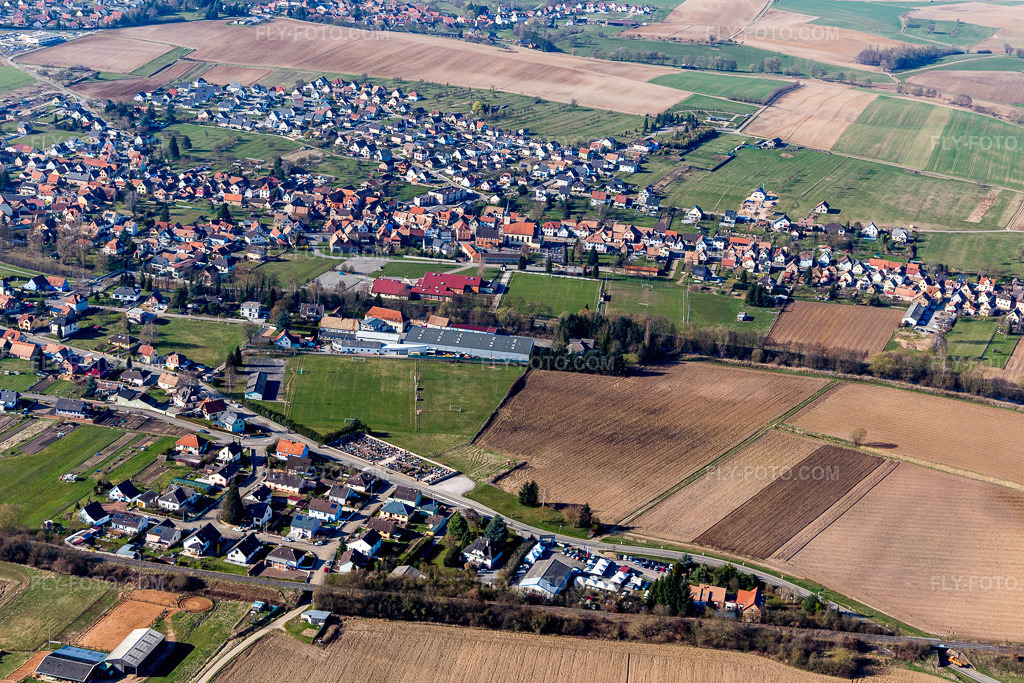 Aerial view: View of the town in Val de Moder in the state Bas-Rhin, France.Photo: IMG_097494.jpg taken on 03/16/2017 by Werner Riehm/FLY-FOTO.comResolution of the original: 5472 x 3648 px