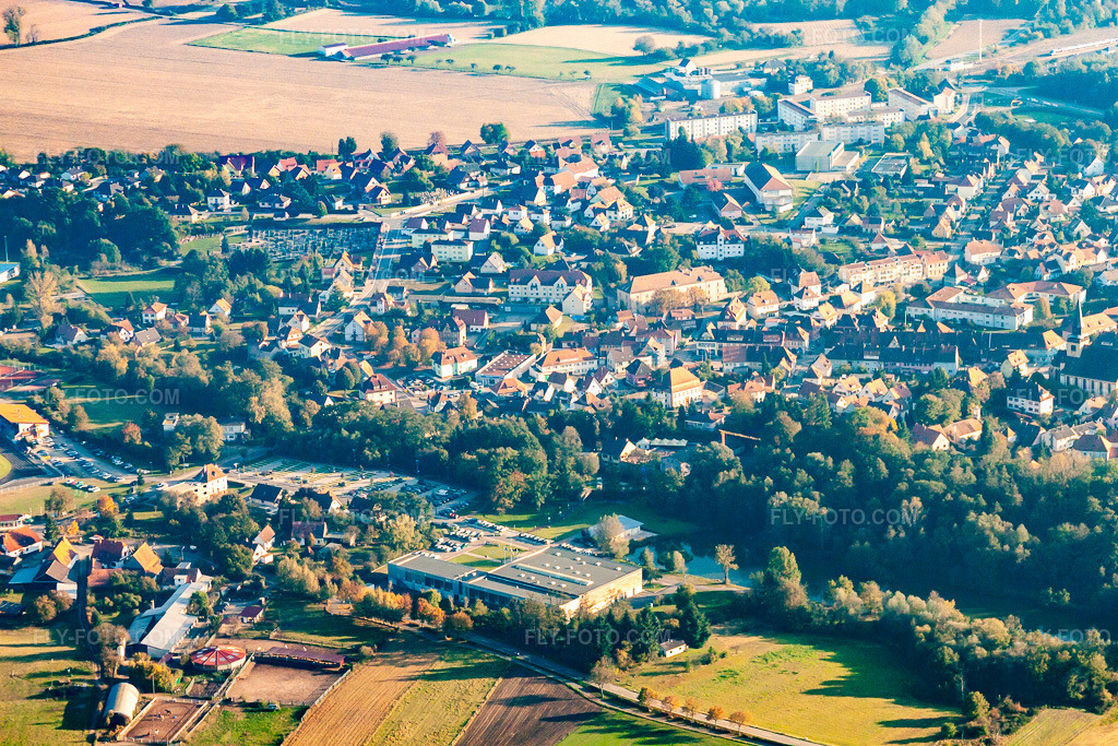 Aerial view: View of the town in the district Neulauterburg in Lauterbourg in the state Bas-Rhin, France.Photo: IMG_45931.jpg taken on 10/23/2011 by Werner Riehm/FLY-FOTO.comResolution of the original: 4752 x 3168 px