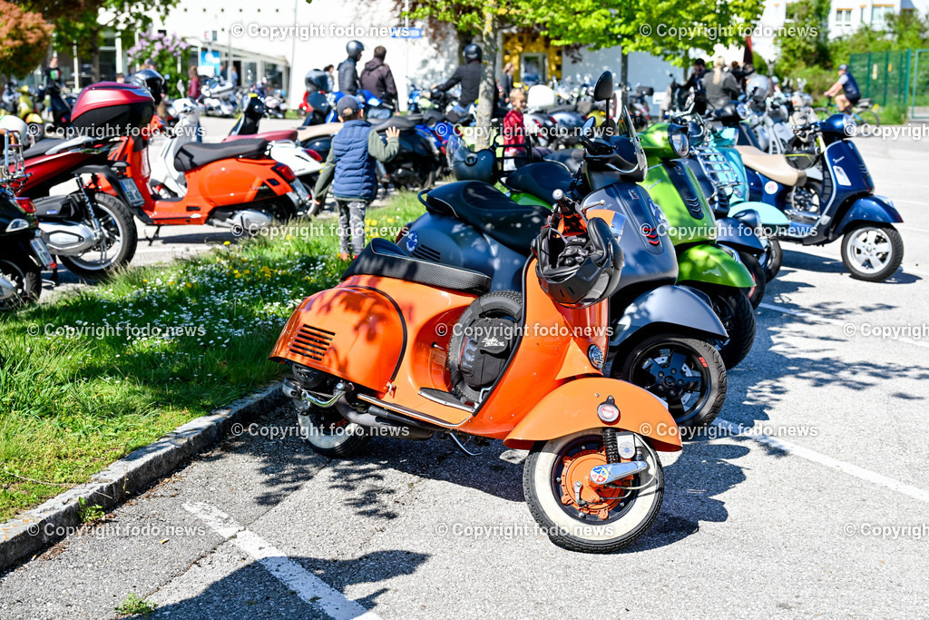 Lets Vespa togehter 2025_ Vespatreffen Neuhofen_ 27.04.2025-286 | 27.04.2025, Neuhofen, Kremsmuenster, AUT, Lets Vespa togehter 2025, Vespatreffen, im Bild Teilnehmer Vespatreffen, Motorsport Stadler©Copyright: Harald Dostal / fodo.media   Alle Bilder honorarfrei