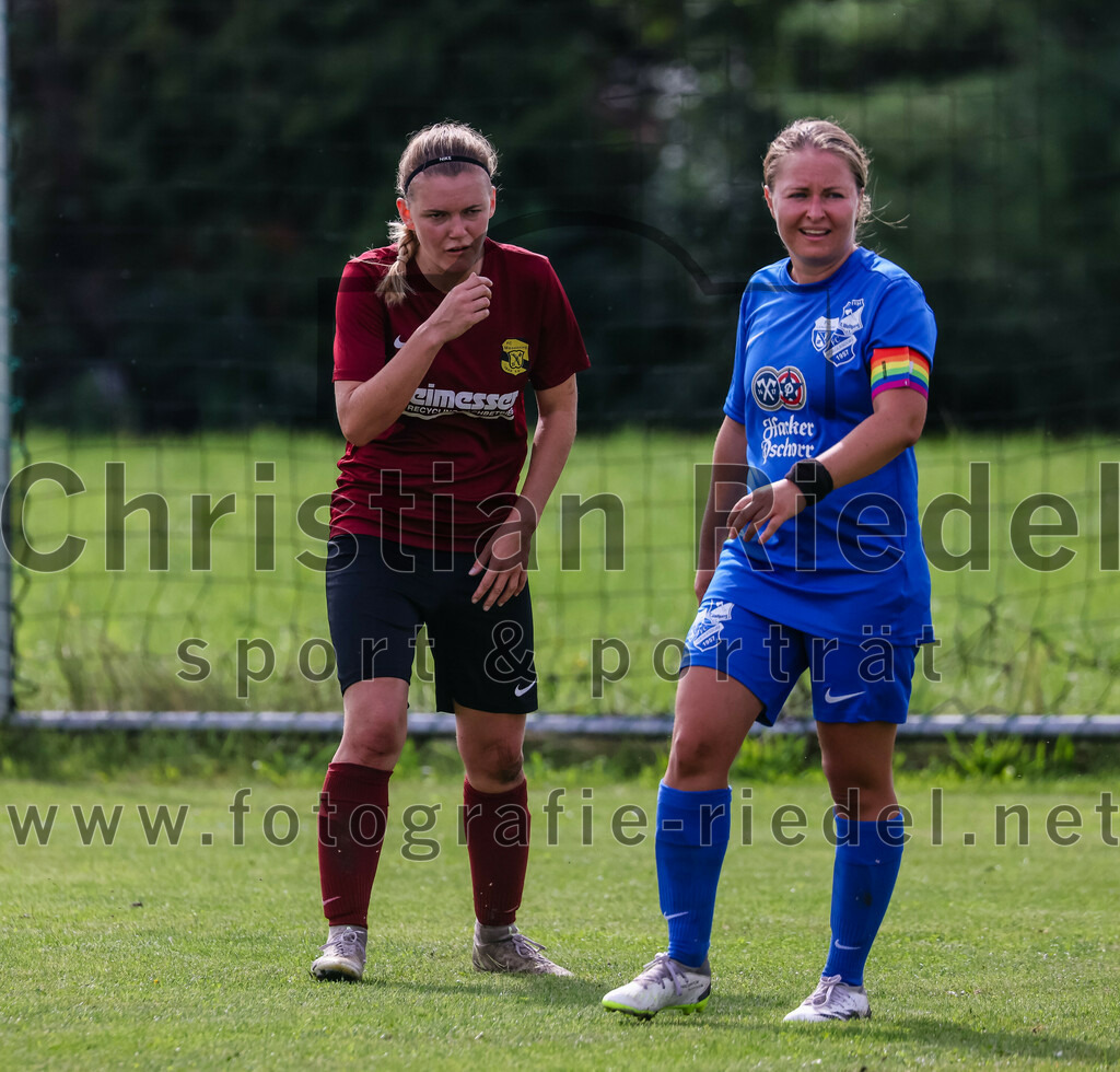 2023-09-03_077_Teamware_Cup_2023 | Oberding, Deutschland, 03.09.2023:
Fußball, TS Teamwear Cup 2023, Vorrunde, FC Schwaig gegen FC Langengeisling, Endergebnis: 

Foto: Christian Riedel / fotografie-riedel.net