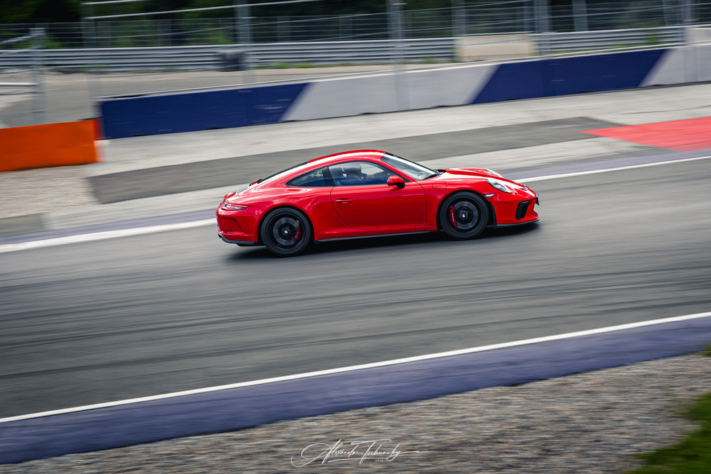 R6AT4722 _Alexander Tschuncky | Entdecken Sie die faszinierende Welt von Alexander Tschuncky Arts: Kreative Fotografie, atemberaubende Automobilkunst und hochwertiger Bilderdruck. Lassen Sie sich inspirieren! - Realisiert mit Pictrs.com