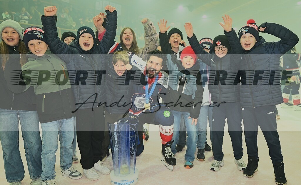 aaaaaDSC_3943 | Kaufen Sie Sportbilder im Onlineshop von Andy Scherrer Sportfotografie. Faszinierende Bilder von Sportevents aus der ganzen Schweiz. Fussball, Frauenfussball, Unihockey, Handball, Schwingen und weiteren Sportarten. - Realisiert mit Pictrs.com