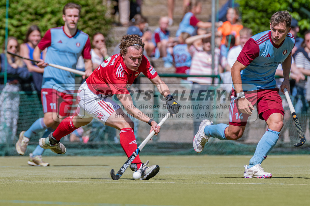 SM_20250511-D85_0419 | 1.Bundesliga Feld - Rückrunde (M) HTHC - UHC / 0:4 (0:2)