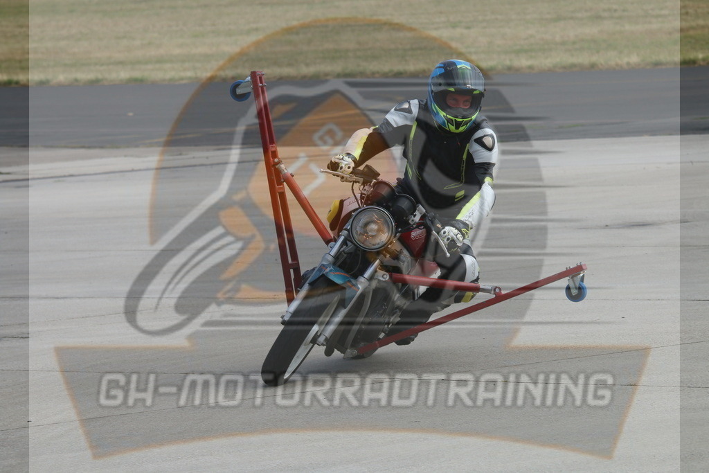 IMG_3396 | gh-motorradtraining-foto.de - Realisiert mit Pictrs.com